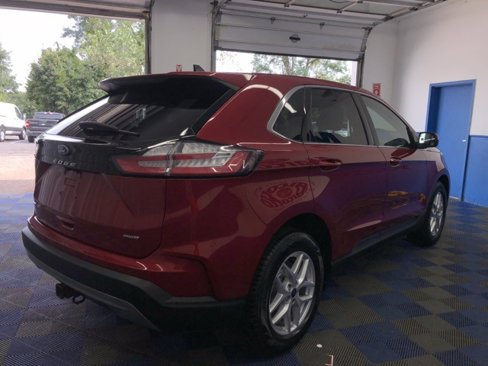 Certified 2022 Ford Edge SEL image 4