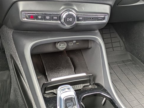 Used 2023 Volvo XC40 B5 Plus w/ Driver Assist Package image 20