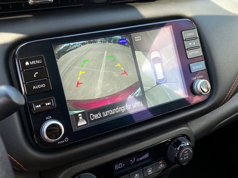 Used 2023 Nissan Kicks SR image 16