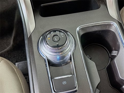 Used 2018 Ford Fusion S image 16