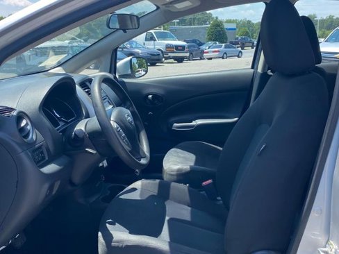 Used 2018 Nissan Versa Note S image 11