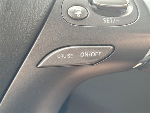 Used 2023 Nissan Murano SV image 29