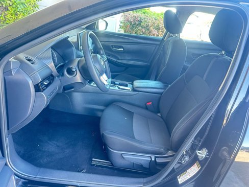 Used 2024 Nissan Sentra SV image 36