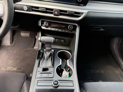 Used 2021 Kia K5 LXS image 23