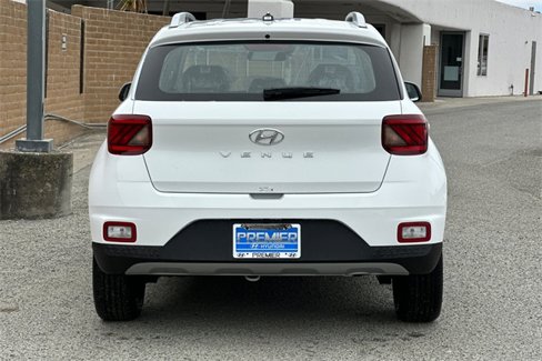 New 2025 Hyundai Venue SEL image 5