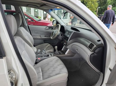 Used 2010 Subaru Forester 2.5X Premium image 17