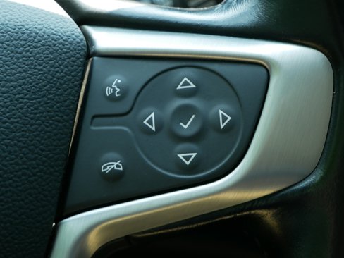 Used 2019 GMC Acadia SLE image 30
