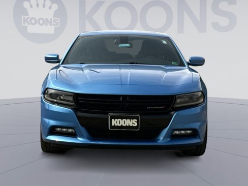 Used 2015 Dodge Charger SXT w/ Driver Confidence Group image 11