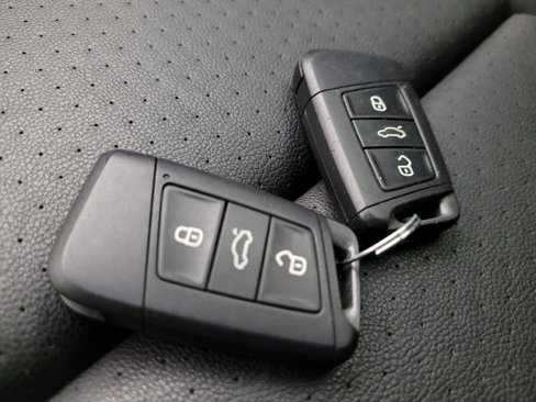 Used 2019 Volkswagen Atlas SE image 32