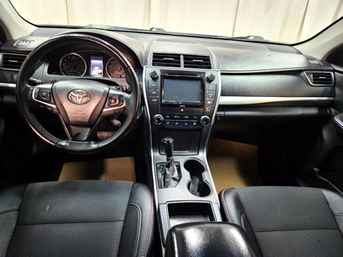 Used 2017 Toyota Camry LE image 18