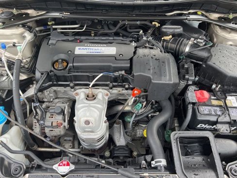 Used 2013 Honda Accord EX image 31