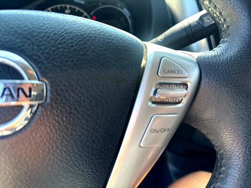 Used 2015 Nissan Versa Note SV image 16