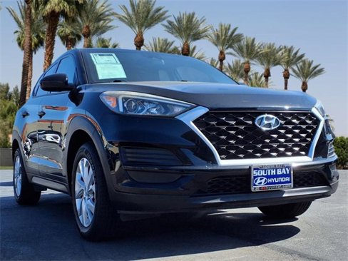 Used 2019 Hyundai Tucson SE image 1