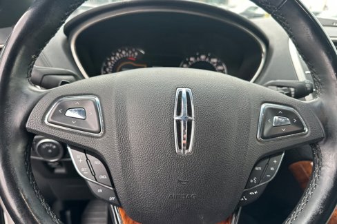 Used 2017 Lincoln MKX Select w/ Select Plus Package image 24