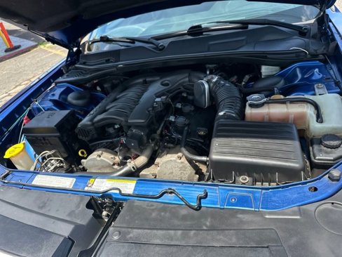 Used 2010 Dodge Challenger SE image 21