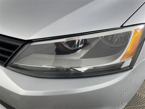 Used 2014 Volkswagen Jetta SE image 19