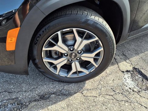 Used 2021 Kia Seltos EX image 31