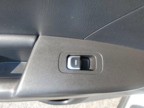 Used 2021 Kia Sportage LX image 14