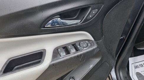 Used 2022 Chevrolet Equinox LT image 25