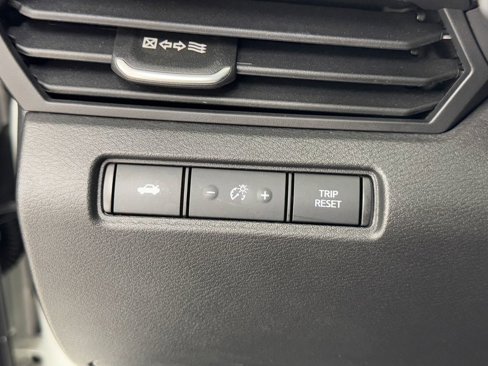 Used 2023 Nissan Altima 2.5 SR image 27