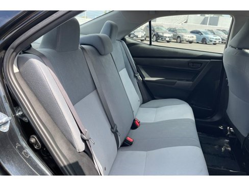 Used 2017 Toyota Corolla L image 17
