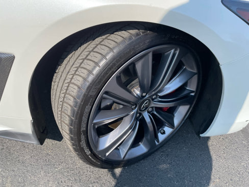 Used 2022 INFINITI Q60 Red Sport 400 w/ Carbon Fiber Package image 19