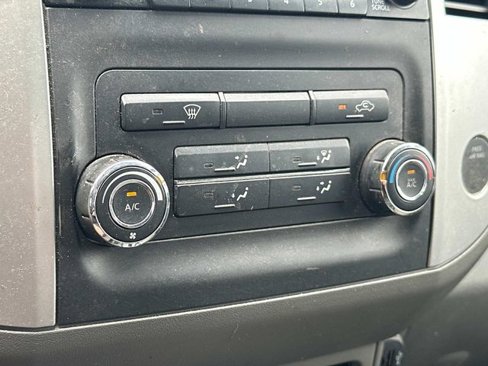 Used 2018 Nissan Frontier SV image 25