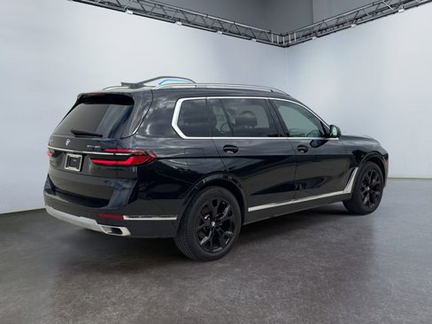 Used 2023 BMW X7 xDrive40i image 3