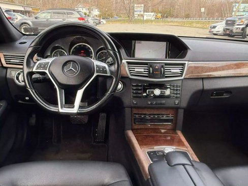 Used 2013 Mercedes-Benz E 350 4MATIC Sedan image 18