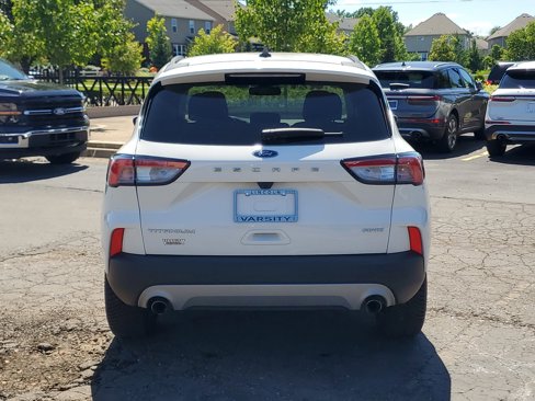 Used 2022 Ford Escape Titanium image 5
