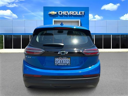 Used 2022 Chevrolet Bolt LT image 4