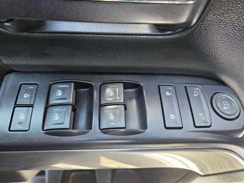 Used 2017 Chevrolet Silverado 1500 LT w/ LT Eassist Package image 12