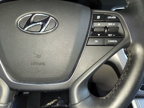 Used 2017 Hyundai Sonata Sport w/ Value Edition Package 02 image 24
