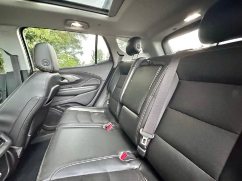 Used 2019 GMC Terrain SLT w/ Preferred Package image 14