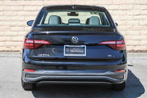 Used 2022 Volkswagen Jetta SE image 7