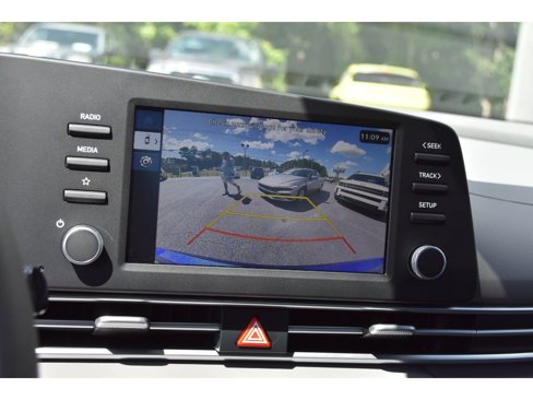 New 2025 Hyundai Elantra SE image 23