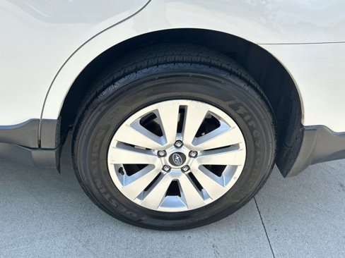 Used 2015 Subaru Outback 2.5i Premium image 24