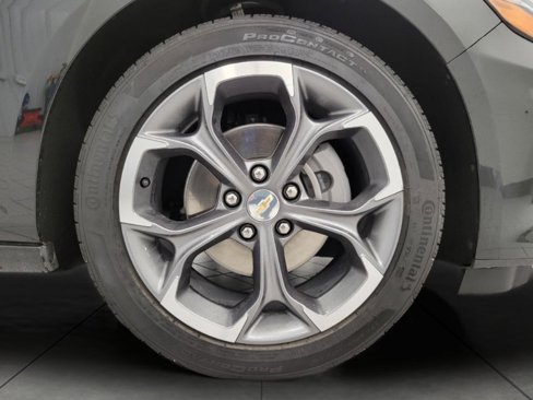 Used 2024 Chevrolet Malibu LT image 3