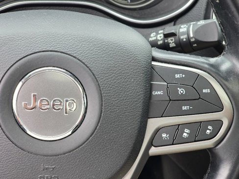 Used 2021 Jeep Cherokee Limited w/ Elite Package image 16