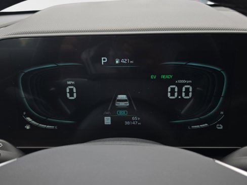Used 2023 Kia Niro EX image 21