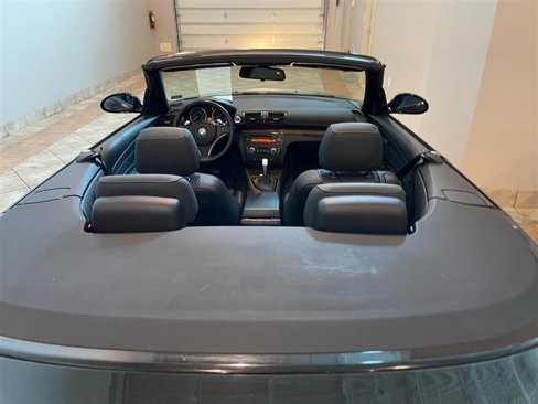 Used 2009 BMW 128i Convertible image 9