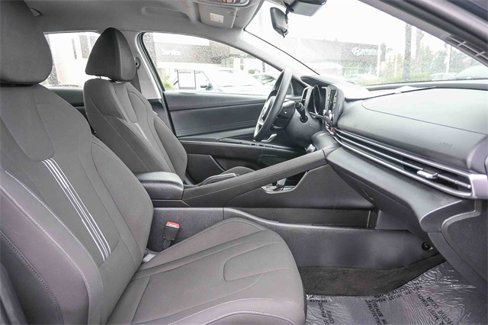 Certified 2023 Hyundai Elantra SEL image 17