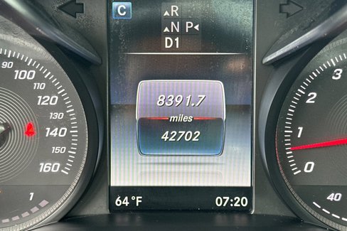 Used 2017 Mercedes-Benz C 300 4MATIC Sedan image 21