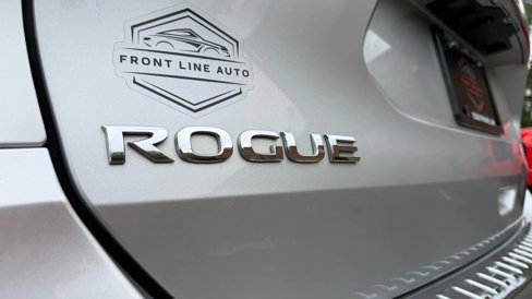 Used 2018 Nissan Rogue SV image 30