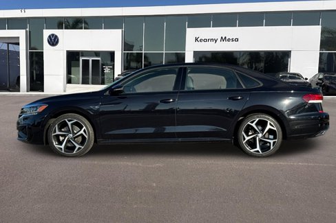 Used 2020 Volkswagen Passat 2.0T R-Line image 7
