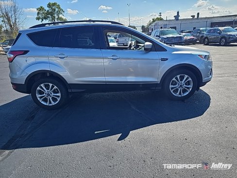 Used 2017 Ford Escape SE w/ SE Cold Weather Package image 3