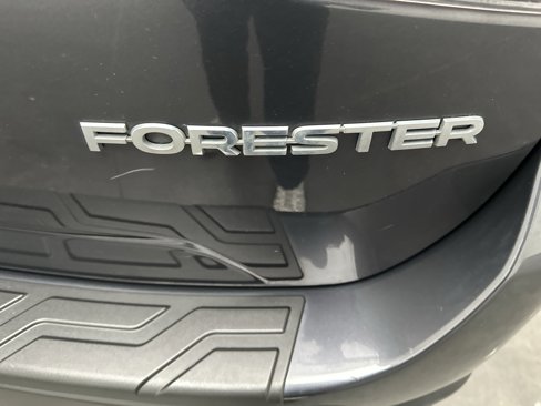 Used 2021 Subaru Forester Limited w/ Popular Package #3 image 13