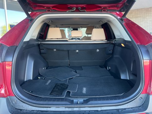 Used 2021 Toyota RAV4 XLE image 34