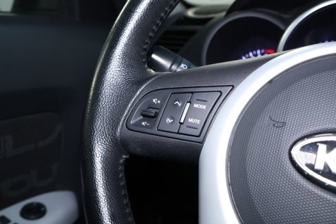 Used 2012 Kia Soul + image 18