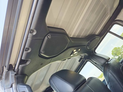Used 2021 Jeep Wrangler Unlimited Sport image 15